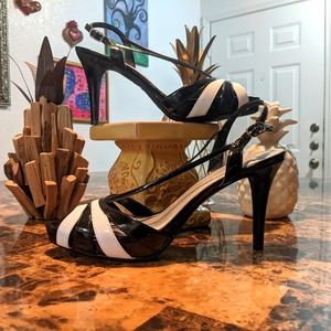 Fioni vintage inspired peep toe stillettos